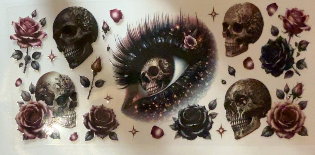 Skull eye with roses fantasy tumbler wrap